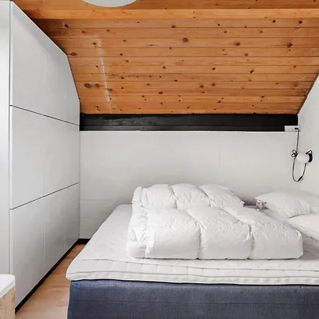 Holiday home Fy196-brenderup-fyn-bakkevej-15 *