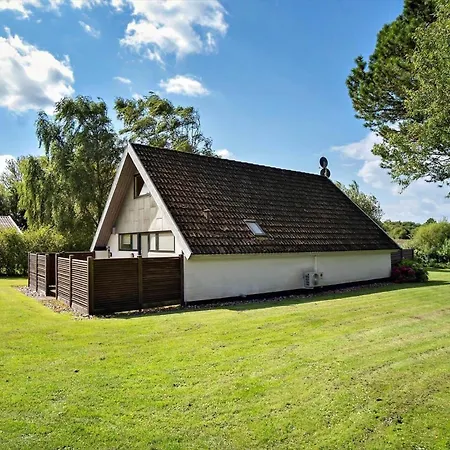 Fy196-brenderup-fyn-bakkevej-15 Holiday home *